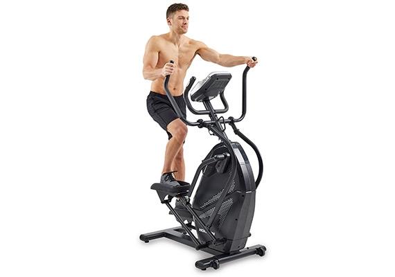 Male rider on Horizon Peak Trainer HT5.0