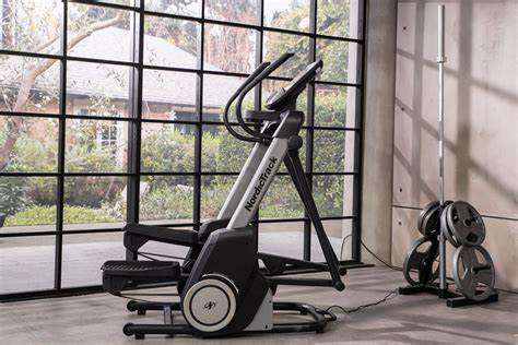 NordicTrack FreeStride Trainer FS10i Elliptical (2024)